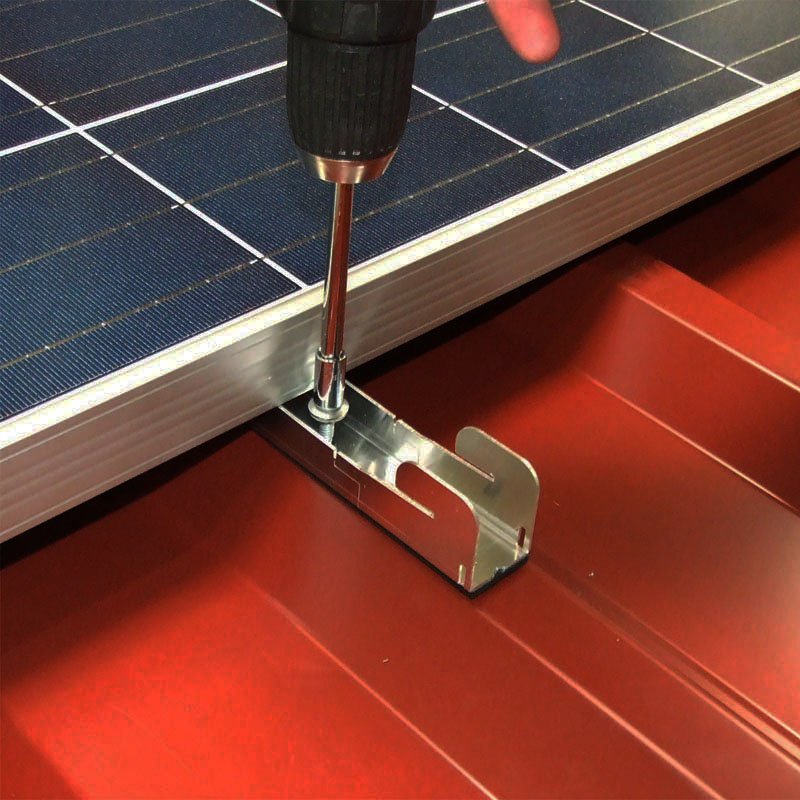 Ilzohook - Sistem fixare rapida a panourilor fotovoltaice pe acoperis din tabla trapezoidala - imagine 5