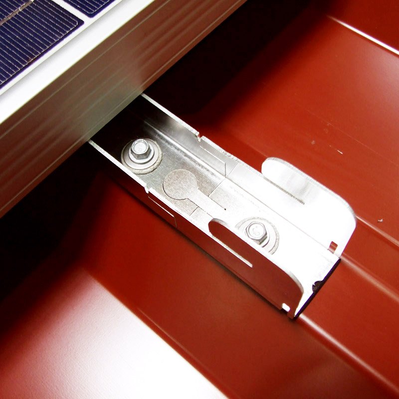 Ilzohook - Sistem fixare rapida a panourilor fotovoltaice pe acoperis din tabla trapezoidala - imagine 4